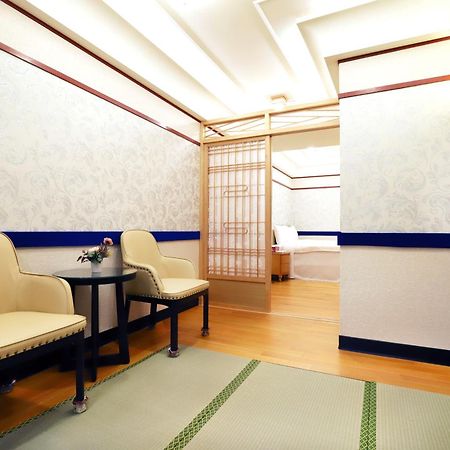 Phoenix Pavilion Hot Spring Hotel Тайбэй Экстерьер фото